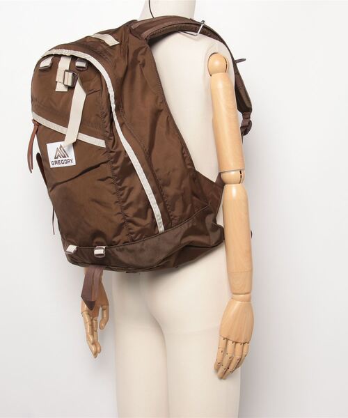 GREGORY(グレゴリー)の「デイパック DAY PACK ブラウン/ライトベージュ(バックパック/リュック・メンズ・ブラウン系その他・ONE SIZE)」の8枚目の写真