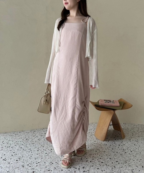 one after another NICE CLAUP（ワンアフターアナザーナイスクラップ）の「裾ドロストキャミワンピース【S/Mサイズ展開】（ワンピース・レディース・ブラック/ホワイト系その他/ピンク/ブラウン系その他・SMALL/MEDIUM）」の4枚目の写真