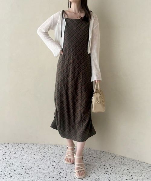 one after another NICE CLAUP（ワンアフターアナザーナイスクラップ）の「裾ドロストキャミワンピース【S/Mサイズ展開】（ワンピース・レディース・ブラック/ホワイト系その他/ピンク/ブラウン系その他・SMALL/MEDIUM）」の11枚目の写真