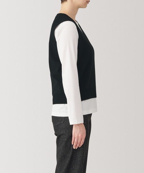 無印良品（ムジルシリョウヒン）の「婦人　洗えるミラノリブ編みベスト（ベスト・レディース・ダークグレー/ブラック/サックスブルー/ブラウン系・S/M/L/XL）」の6枚目の写真