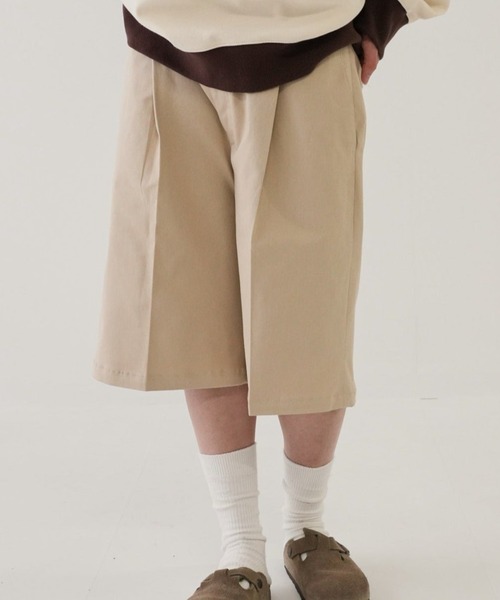 Bargiee（バージー）の「ワンタック ハーフパンツ（チノパンツ・メンズ・ホワイト/ブラック/ライトベージュ・LARGE/MEDIUM）」の3枚目の写真