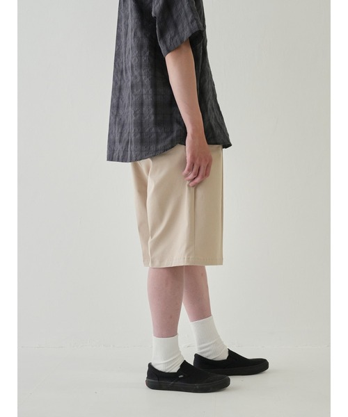 Bargiee（バージー）の「ワンタック ハーフパンツ（チノパンツ・メンズ・ホワイト/ブラック/ライトベージュ・LARGE/MEDIUM）」の14枚目の写真