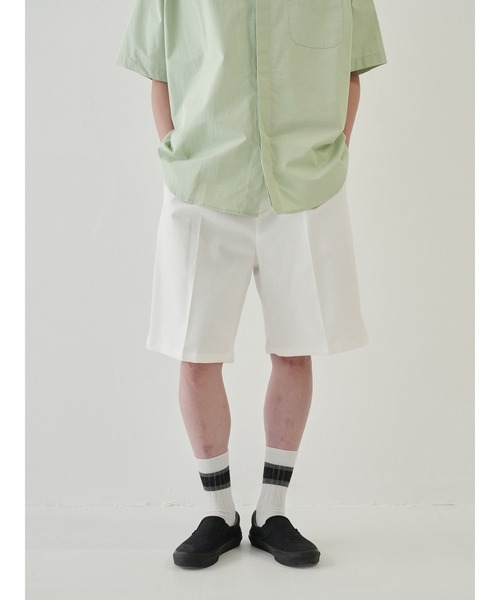 Bargiee（バージー）の「ワンタック ハーフパンツ（チノパンツ・メンズ・ホワイト/ブラック/ライトベージュ・LARGE/MEDIUM）」の6枚目の写真