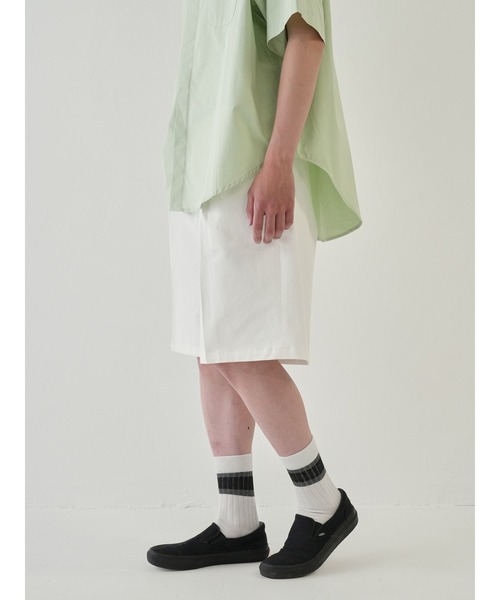 Bargiee（バージー）の「ワンタック ハーフパンツ（チノパンツ・メンズ・ホワイト/ブラック/ライトベージュ・LARGE/MEDIUM）」の8枚目の写真