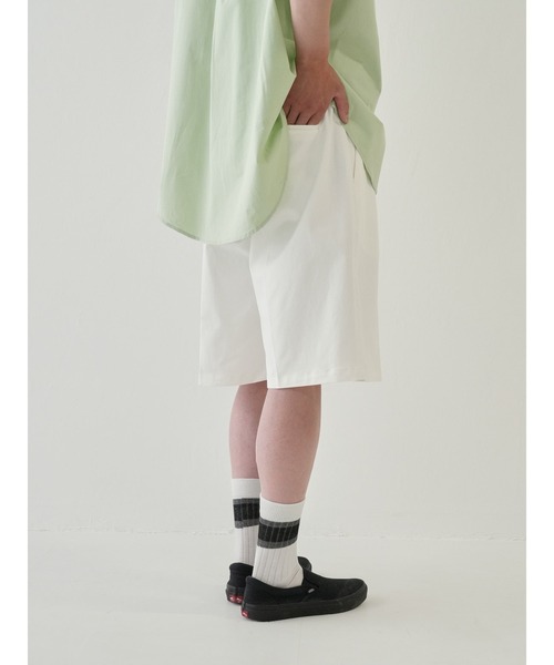 Bargiee（バージー）の「ワンタック ハーフパンツ（チノパンツ・メンズ・ホワイト/ブラック/ライトベージュ・LARGE/MEDIUM）」の10枚目の写真