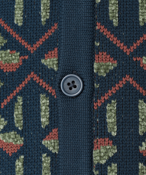 JOURNAL STANDARD relume(ジャーナルスタンダード レリューム)の「CALIFORNIA エアリーモール ジャガードカーディガン(カーディガン/ボレロ・メンズ・チャコールグレー/ブラック/ブラウン/ネイビー/ベージュ・MEDIUM/LARGE)」の7枚目の写真