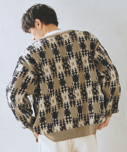 JOURNAL STANDARD relume(ジャーナルスタンダード レリューム)の「CALIFORNIA エアリーモール ジャガードカーディガン(カーディガン/ボレロ・メンズ・チャコールグレー/ブラック/ブラウン/ネイビー/ベージュ・MEDIUM/LARGE)」の19枚目の写真