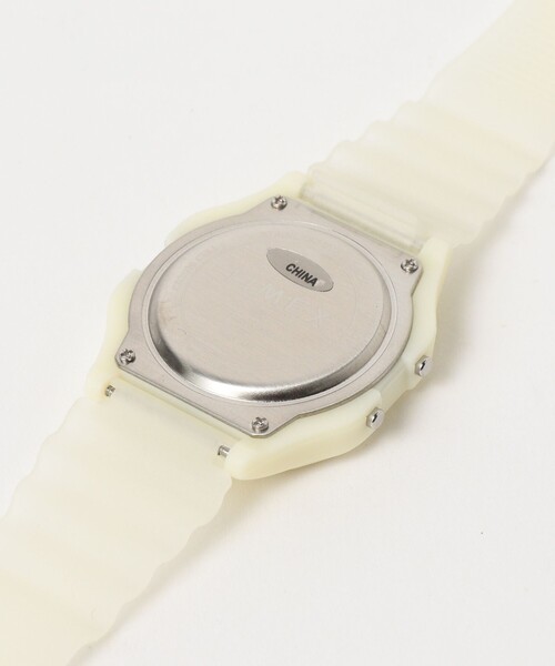 BEAMS BOY（ビームスボーイ）の「TIMEX / T80 グローインザダーク（置時計・レディース・その他・ONE SIZE）」の4枚目の写真