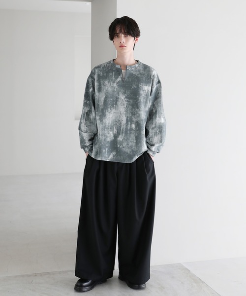 ASTRONOMY（アストロノミー）の「クルーネックハーフジップポンチ総柄カットソー（Tシャツ/カットソー・メンズ・ブラック/ホワイト・S/M/L）」の10枚目の写真