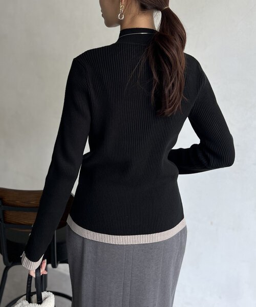 Chez toi（シェトワ）の「配色袖口ボタンハイネックプルオーバー（ニット/セーター・レディース・レッド/グレー/オフホワイト/ブラック/アイボリー・FREE）」の16枚目の写真