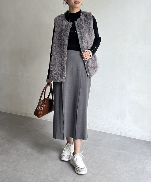 Chez toi（シェトワ）の「配色袖口ボタンハイネックプルオーバー（ニット/セーター・レディース・レッド/グレー/オフホワイト/ブラック/アイボリー・FREE）」の22枚目の写真