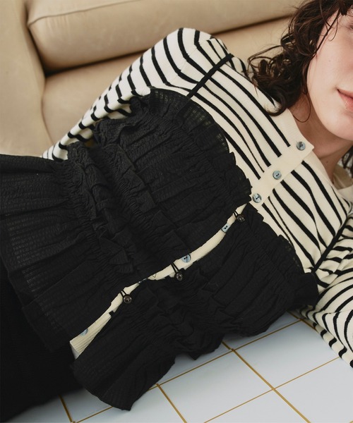 titivate（ティティベイト）の「シャーリングフリルビスチェキャミソール（キャミソール・レディース・ブラック/ベージュ系その他/ホワイト/ブルー系その他・M/L）」の6枚目の写真