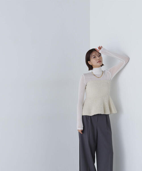 NATURAL BEAUTY BASIC(ナチュラルビューティーベーシック)の「◇ペプラムニットビスチェ(ベスト・レディース・ブラック/オフホワイト・FREE)」の2枚目の写真