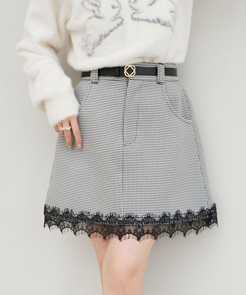 MAJESTIC LEGON（マジェスティックレゴン）の「細ベルトミニスカパン（スカート・レディース・ブラック系その他/グレー系その他/ベージュ/ベージュ系その他2・MEDIUM）」の2枚目の写真