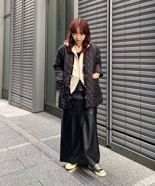 Traditional Weatherwear(トラディショナルウェザーウェア)の「Traditional Weatherwear ARKLEY MIDDLE A-LINE(ダウンジャケット/コート・レディース・ブラック・34)」の2枚目の写真