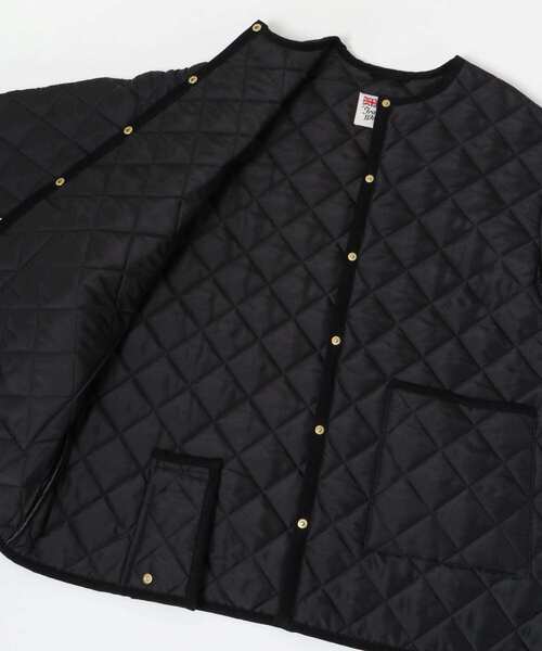 Traditional Weatherwear(トラディショナルウェザーウェア)の「Traditional Weatherwear ARKLEY MIDDLE A-LINE(ダウンジャケット/コート・レディース・ブラック・34)」の5枚目の写真