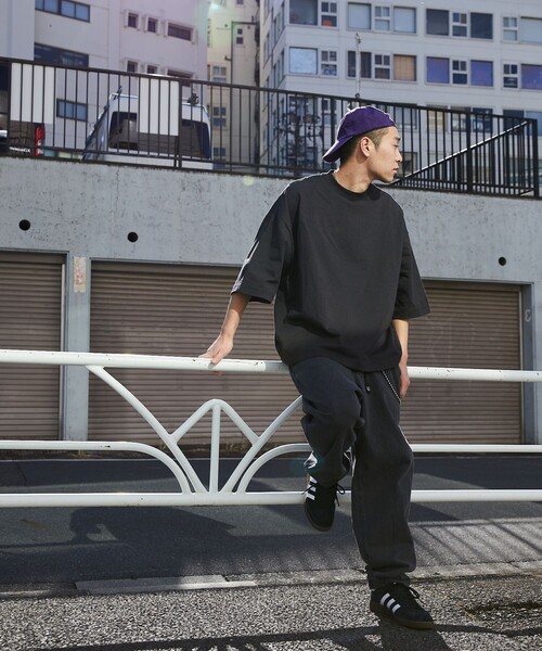 FREAK'S STORE(フリークスストア)の「【chow down】半袖Tシャツ(Tシャツ/カットソー・メンズ・グレイッシュベージュ・LARGE)」の2枚目の写真