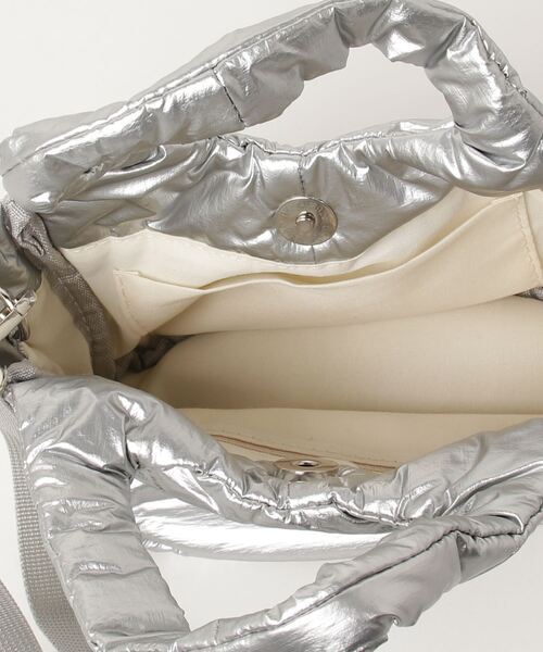 poiregnee（ポワニェ）の「［select］パフミニバッグ（ハンドバッグ・レディース・ブラック/シルバー・FREE）」の3枚目の写真