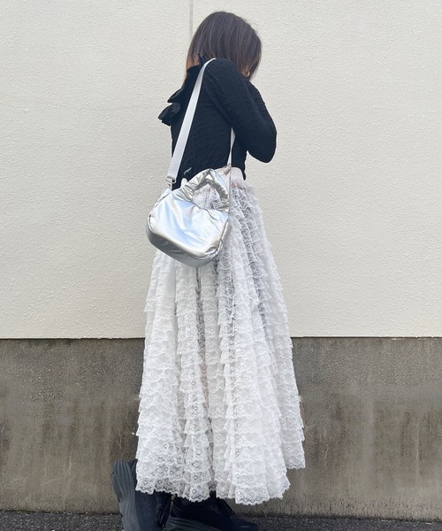 poiregnee（ポワニェ）の「［select］パフミニバッグ（ハンドバッグ・レディース・ブラック/シルバー・FREE）」の13枚目の写真