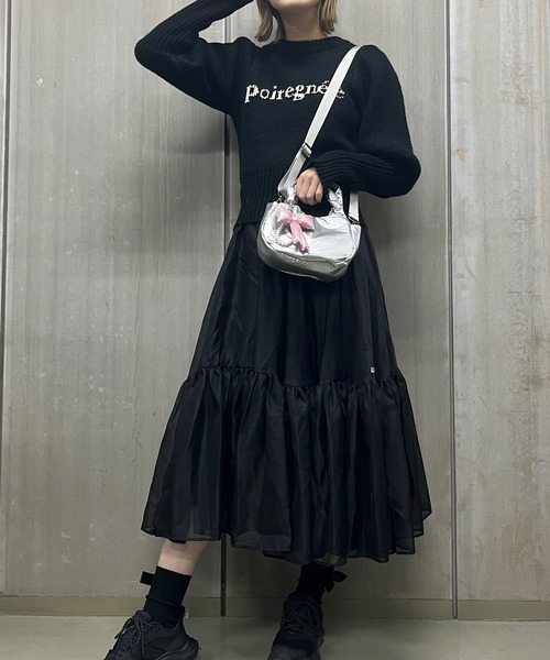 poiregnee（ポワニェ）の「［select］パフミニバッグ（ハンドバッグ・レディース・ブラック/シルバー・FREE）」の5枚目の写真