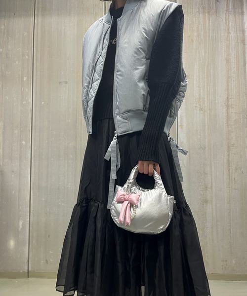 poiregnee（ポワニェ）の「［select］パフミニバッグ（ハンドバッグ・レディース・ブラック/シルバー・FREE）」の14枚目の写真