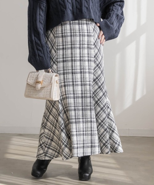 CLETTE（クレット）の「チェック柄ツイードマーメイドスカート（スカート・レディース・ブラック/オフホワイト・3L/4L/LL）」の4枚目の写真