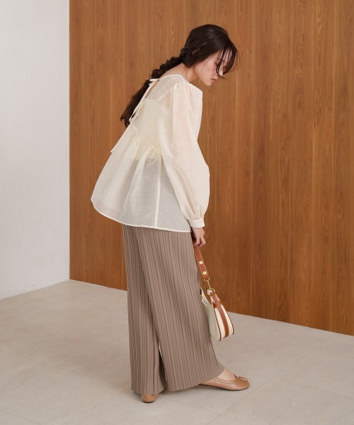 Bab（バブ）の「前後2WAY袖ボリュームリボンブラウス（シャツ/ブラウス・レディース・ライトブルー/アイボリー/ブラック・M）」の16枚目の写真