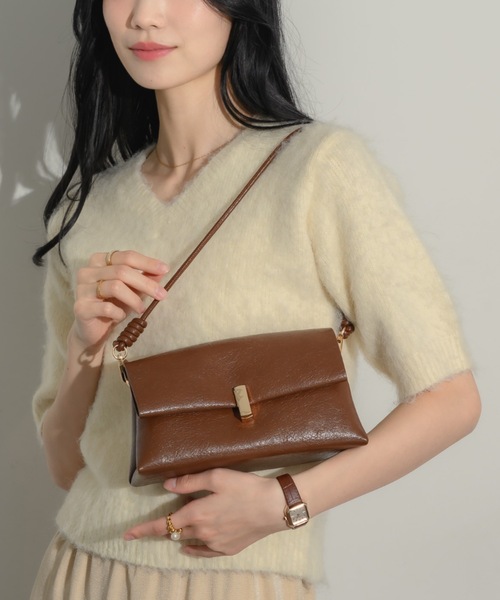 NEUNA(ヌナ)の「スクエアミニバッグ(ハンドバッグ・レディース・ブラック/ブラウン/アイボリー・FREE)」の3枚目の写真