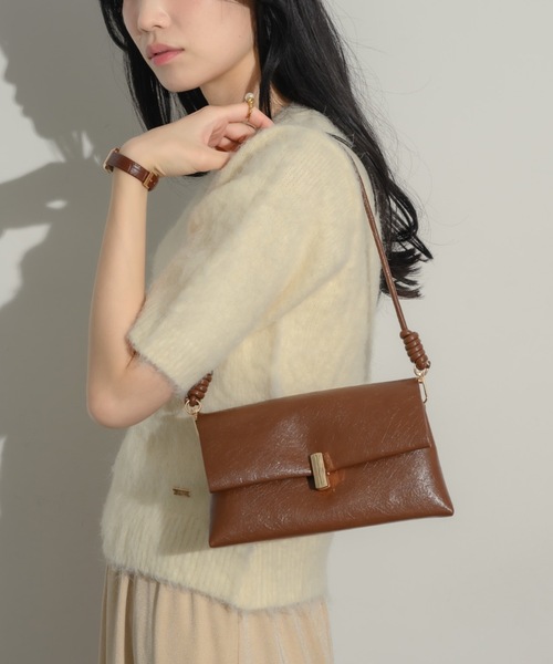 NEUNA(ヌナ)の「スクエアミニバッグ(ハンドバッグ・レディース・ブラック/ブラウン/アイボリー・FREE)」の17枚目の写真