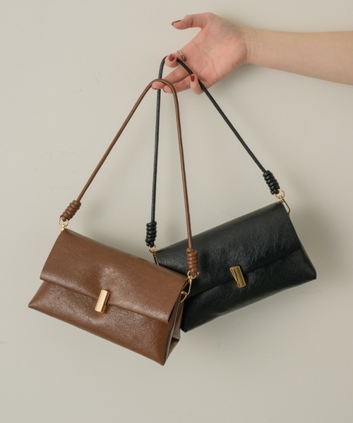 NEUNA(ヌナ)の「スクエアミニバッグ(ハンドバッグ・レディース・ブラック/ブラウン/アイボリー・FREE)」の9枚目の写真