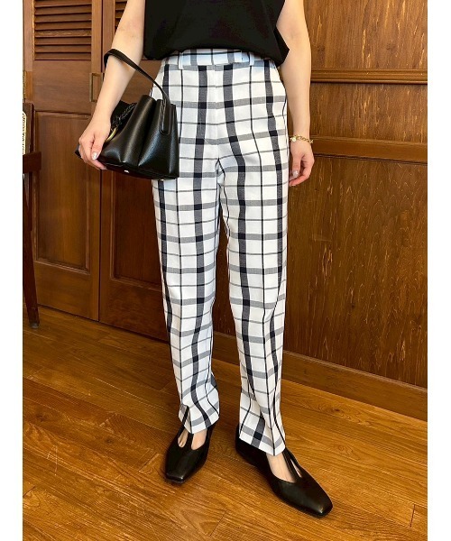 Mila Owen（ミラオーウェン）の「後ろゴムセンタープレステーパードパンツ【手洗い可能】（その他パンツ・レディース・チェック/ターコイズブルー/オフホワイト/ブラック/ダークネイビー/ライトピンク/その他/ピンク・2/1/00/0）」の7枚目の写真