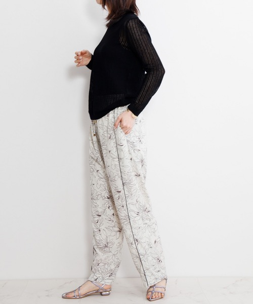 HIMIKO(ヒミコ)の「【Made in Japan】【HIMIKO】ポインテッドトゥTストラップサンダル/651213(サンダル・レディース・パープル/ダークブラウン/ブラック・23.5cm/24.5cm/25.0cm/21.5cm/22.0cm/22.5cm/23.0cm/24.0cm/25.5cm)」の11枚目の写真