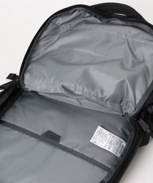 THE NORTH FACE(ザノースフェイス)の「【THE NORTH FACE/ザ ノースフェイス】PIVOTER(バックパック/リュック・メンズ・ブラック/グレー/ブルー・FREE)」の10枚目の写真