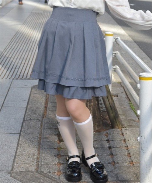 axes femme(アクシーズファム)の「ハイウエストフレアタックスカート(スカート・レディース・ブラック/ブルー/キナリ・FREE)」の4枚目の写真