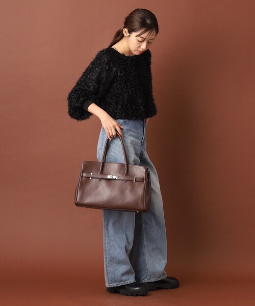 DRESSTERIOR（ドレステリア）の「AULENTTI（オウレンティ）【別注カラー】金具付きレザートート（トートバッグ・レディース・キャメル/ブラウン系その他・00）」の17枚目の写真