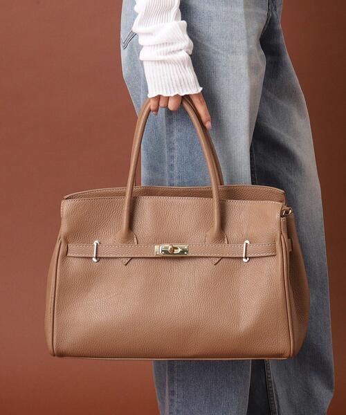 DRESSTERIOR（ドレステリア）の「AULENTTI（オウレンティ）【別注カラー】金具付きレザートート（トートバッグ・レディース・キャメル/ブラウン系その他・00）」の20枚目の写真