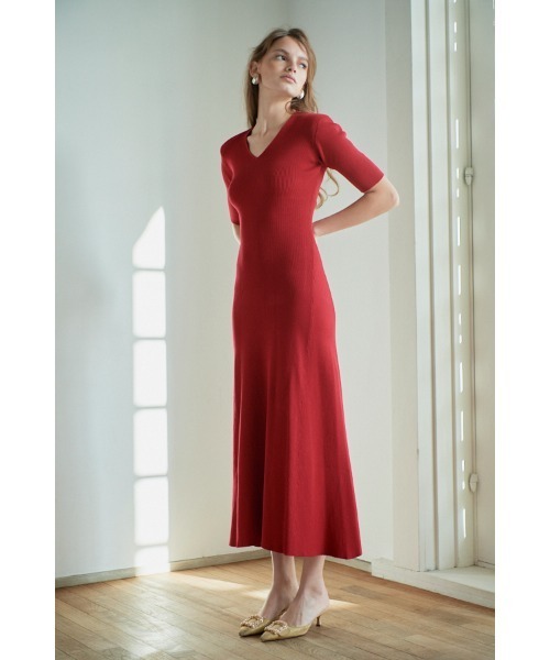 Estella.K(エステラケー)の「Elena Dress ツイストバックカットアウトニットドレス(ワンピース・レディース・レッド/ブラック/ブルー・FREE)」の19枚目の写真