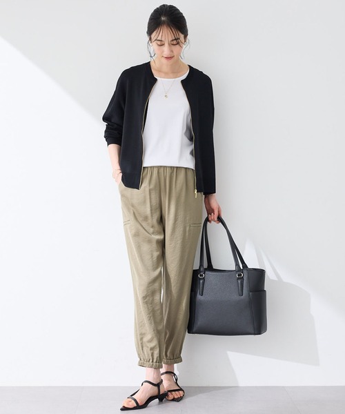 A/C DESIGN BY ALPHA CUBIC（エーシーデザインバイアルファキュービック）の「2025春夏【接触冷感・UVカット】スゴつやタンクトップ（Tシャツ/カットソー・レディース・ブラック/オフホワイト・L/LL/M）」の5枚目の写真