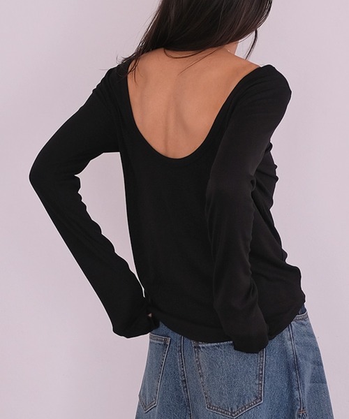 AKTE（アクテ）の「バックラウンドリラックスプルオーバー（Tシャツ/カットソー・レディース・アイボリー/ブラック/ライトグリーン・FREE）」の3枚目の写真