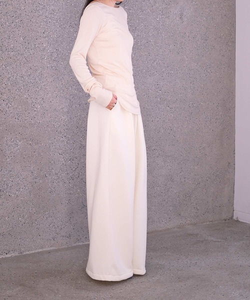 AKTE（アクテ）の「バックラウンドリラックスプルオーバー（Tシャツ/カットソー・レディース・アイボリー/ブラック/ライトグリーン・FREE）」の13枚目の写真