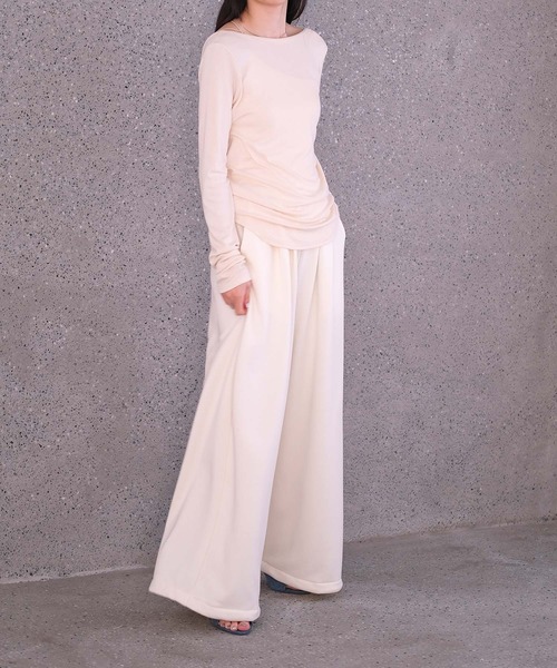 AKTE（アクテ）の「バックラウンドリラックスプルオーバー（Tシャツ/カットソー・レディース・アイボリー/ブラック/ライトグリーン・FREE）」の15枚目の写真