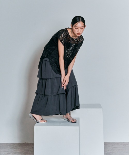 W:Huku(フーク)の「スクエアレース ノースリーブ トップス / ノースリーブ フレンチスリーブ 袖なし(シャツ/ブラウス・レディース・オフホワイト/ブラック・FREE)」の12枚目の写真