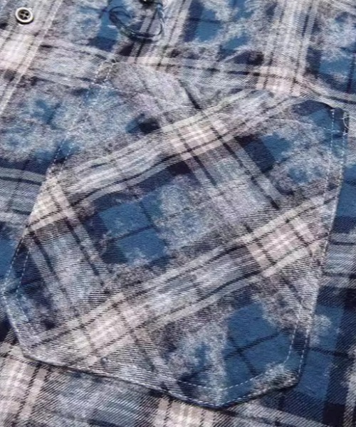 B'day（ビーデイ）の「【 B'day / ビーデー 】ヴィンテージ加工フリンジチェックシャツ（シャツ/ブラウス・メンズ・ブルー/ブラック・XX-LARGE/X-LARGE/LARGE）」の7枚目の写真