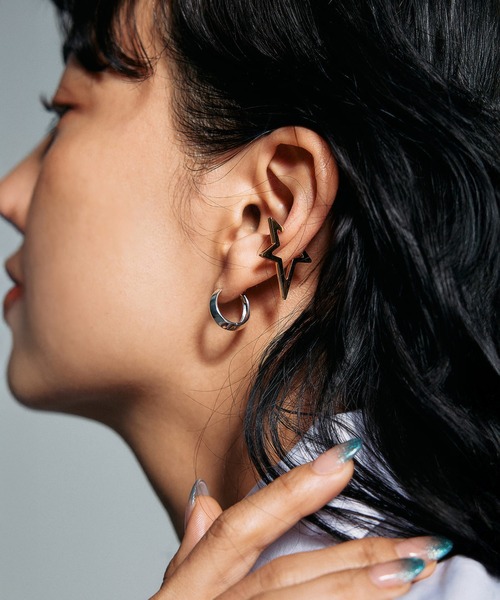 SVシングルエッジフープピアス