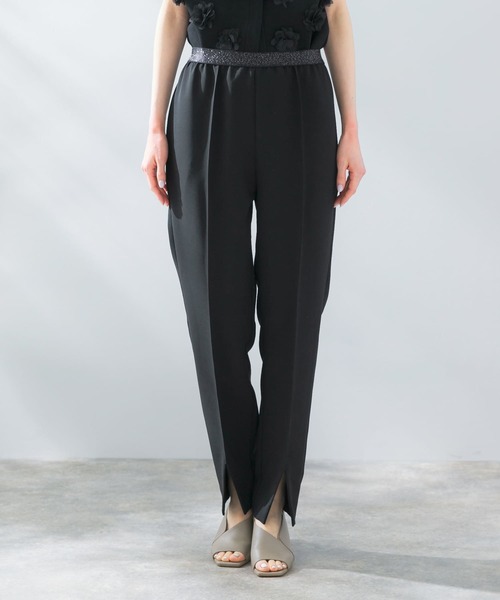 URBAN RESEARCH ROSSO WOMEN(アーバンリサーチ ロッソ)の「スリットデザインテーパードパンツ(その他パンツ・レディース・ブラック・36/38)」の18枚目の写真