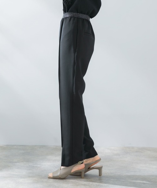 URBAN RESEARCH ROSSO WOMEN(アーバンリサーチ ロッソ)の「スリットデザインテーパードパンツ(その他パンツ・レディース・ブラック・36/38)」の19枚目の写真