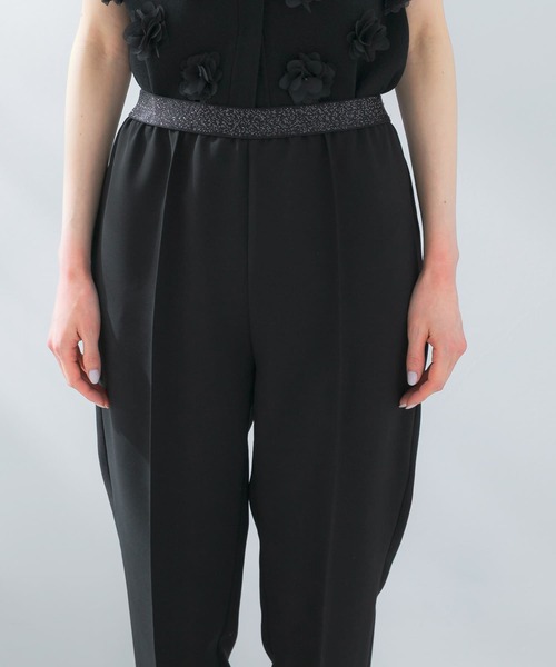 URBAN RESEARCH ROSSO WOMEN(アーバンリサーチ ロッソ)の「スリットデザインテーパードパンツ(その他パンツ・レディース・ブラック・36/38)」の9枚目の写真
