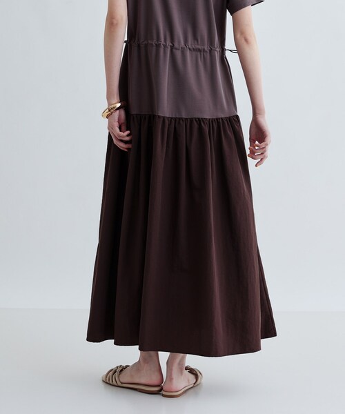 GALLEST(ギャレスト)の「ロング丈ジャージワンピース(ワンピース・レディース・ブラウン系その他/ブラック/ダークグレー・38/34)」の13枚目の写真