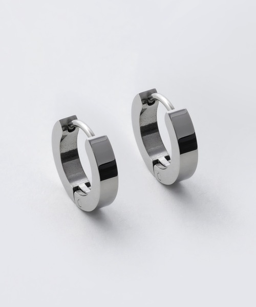 WYZ surgical stainless(ダブリューワイジィーサージカルステンレス)の「【 金属アレルギー対応 】シンプルフープピアス サージカルステンレス (両耳用)直径13mm, 幅3mm(ピアス(両耳用)・メンズ・ゴールド/ブラック/シルバー・FREE)」の22枚目の写真