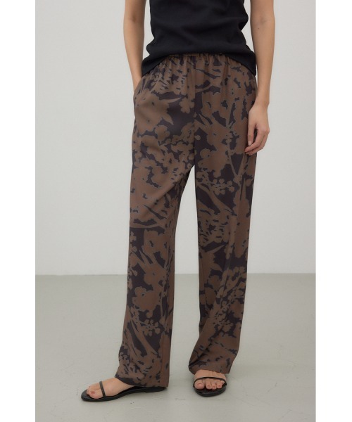 crie conforto(クリーコンフォルト)の「ブラーフラワープリントパンツ(スラックス・レディース・ホワイト系その他/イエロー系その他/ブラウン系その他・MEDIUM/SMALL)」の2枚目の写真